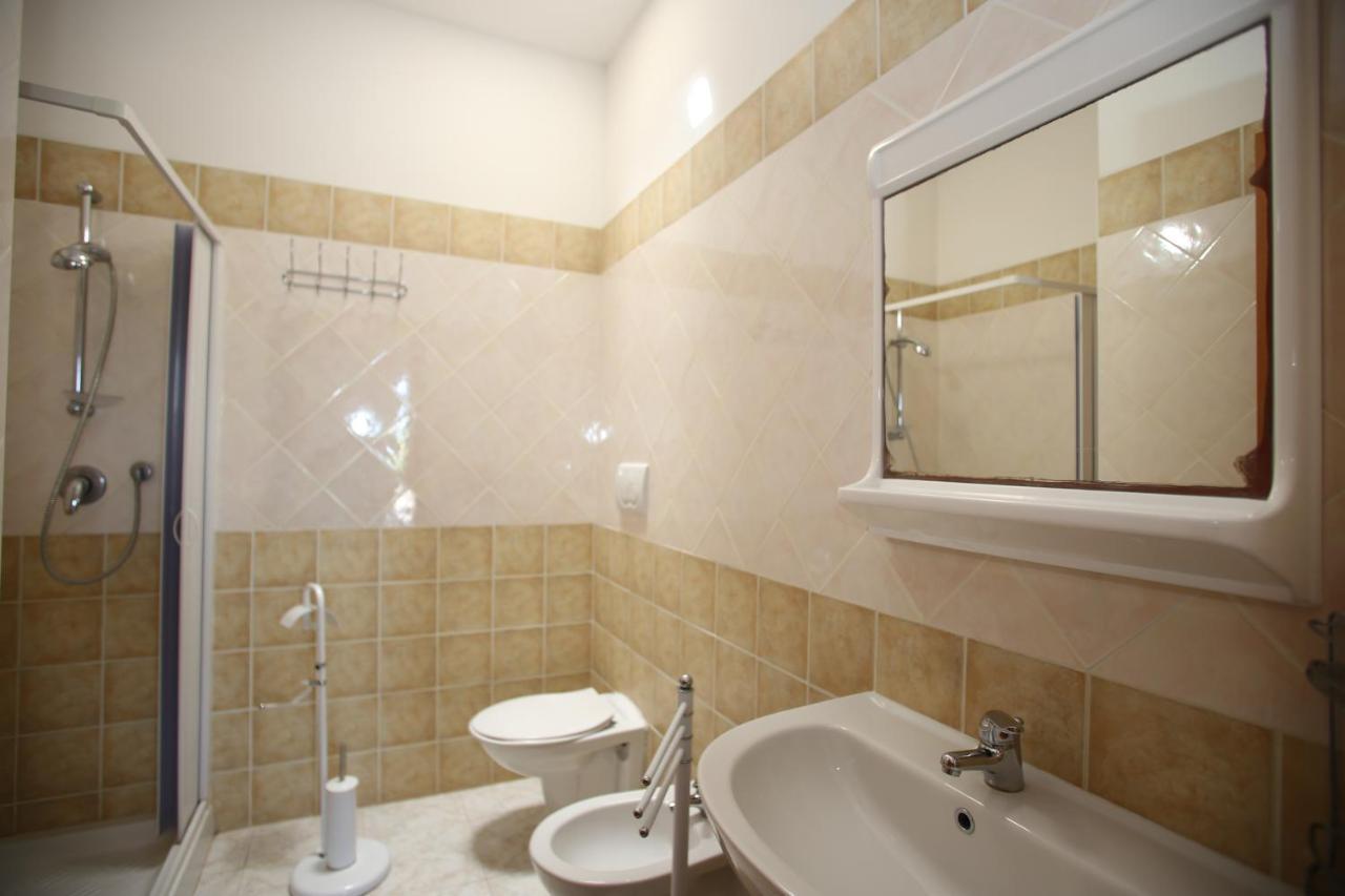Annaluce Apartments Vieste Exterior photo