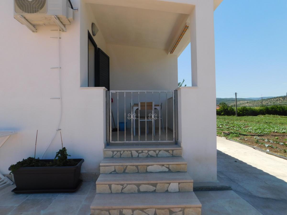 Annaluce Apartments Vieste Exterior photo